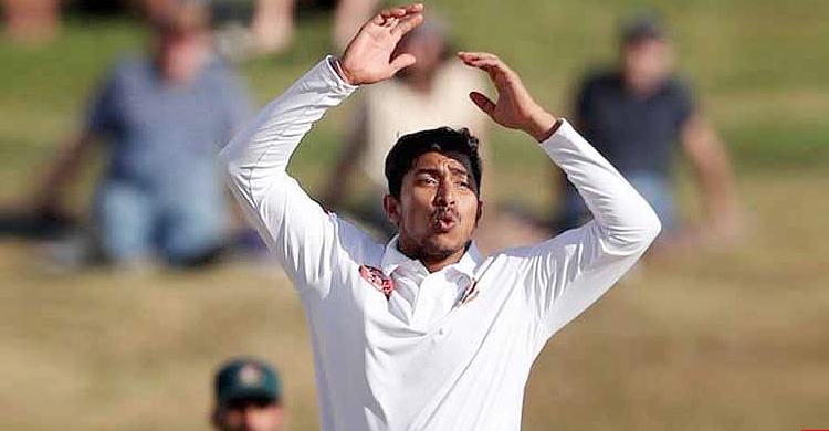 বল হাতে আগুন ঝরালেন সৌম্য