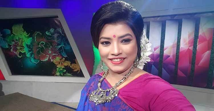 একাধিক গান আসছে শেফালির