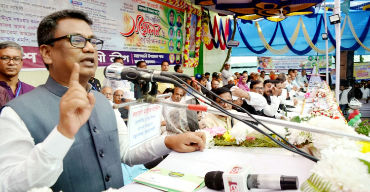 আওয়ামী লীগ নয়, খালেদার বিশ্বস্তরাই তারেককে গ্রেফতার করেছিল