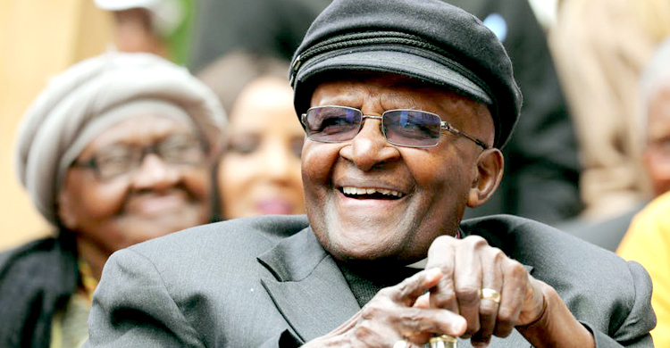 নোবেলজয়ী বর্ণবাদবিরোধী নেতা ডেসমন্ড টুটু আর নেই