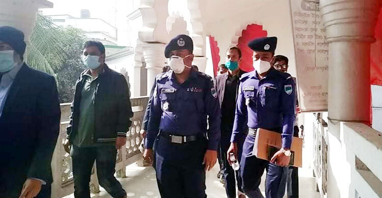 সাংবাদিকসহ প্রিসাইডিং অফিসারকে নিরাপত্তা দিতে এসপিকে নির্দেশ