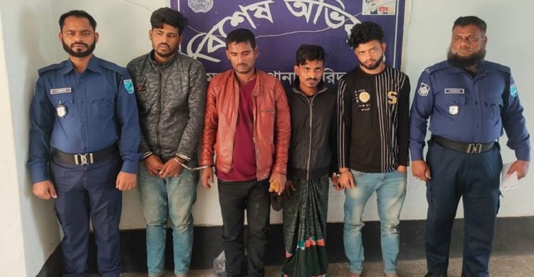 ফরিদপুরে চীনা কারখানায় ডাকাতি, আটক ৬