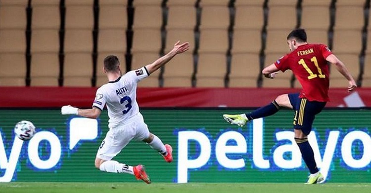 Spain thrash Kosovo 3-1 in World Cup qualifier