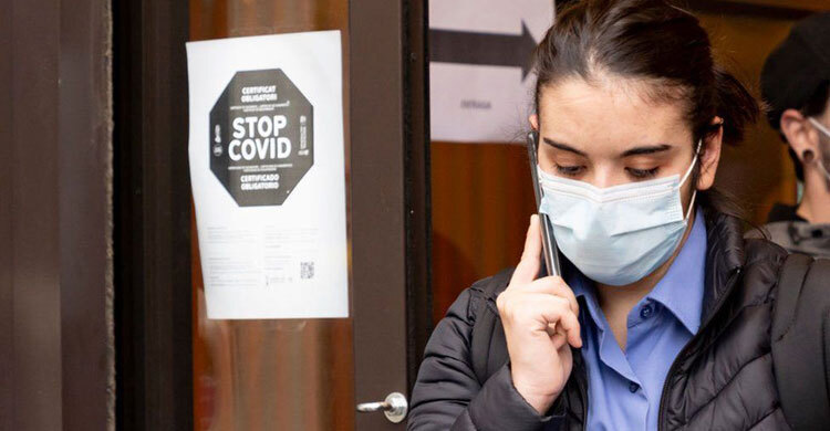 Spain to require masks outdoors amid Covid surge