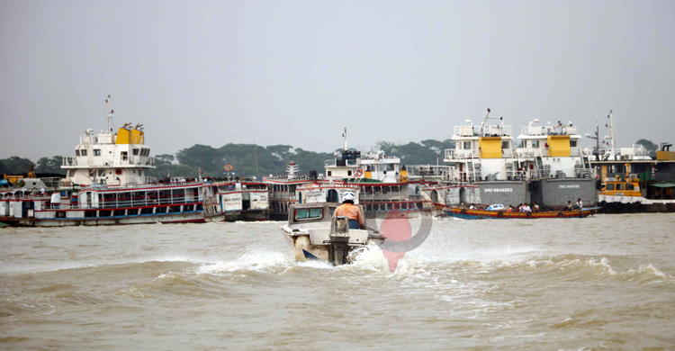 দুশ্চিন্তায় পদ্মার লঞ্চ-ট্রলার-স্পিডবোট সংশ্লিষ্টরা