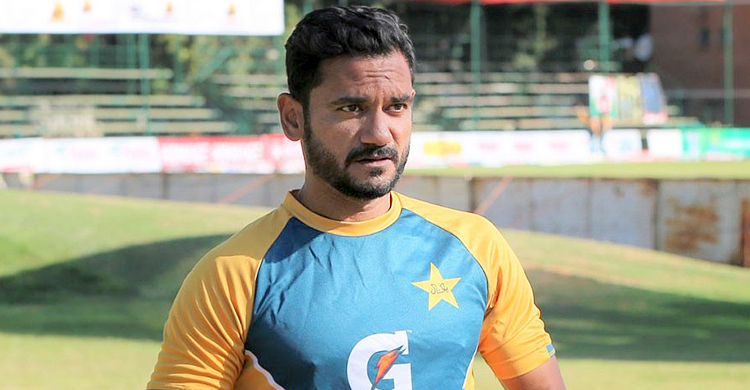 ৩৬ বছর বয়সী পেসারের অভিষেকে চমকে দিল পাকিস্তান