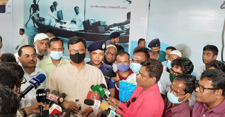 ছোট ছোট লঞ্চ শীতলক্ষ্যার জন্য নিরাপদ নয়: নৌ প্রতিমন্ত্রী