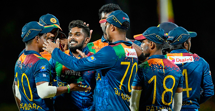 ক্যারিবীয়দের উড়িয়ে ঘুরে দাঁড়াল শ্রীলঙ্কা