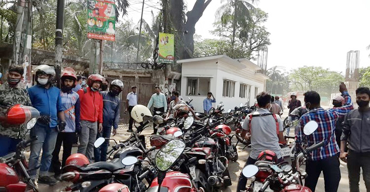 মঙ্গলবার সারাদেশে কর্মবিরতির ডাক রাইড শেয়ারিং চালকদের