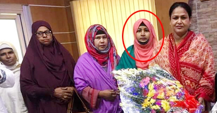 টাঙ্গাইলে ফেনসিডিলসহ আওয়ামী লীগ নেত্রী গ্রেফতার