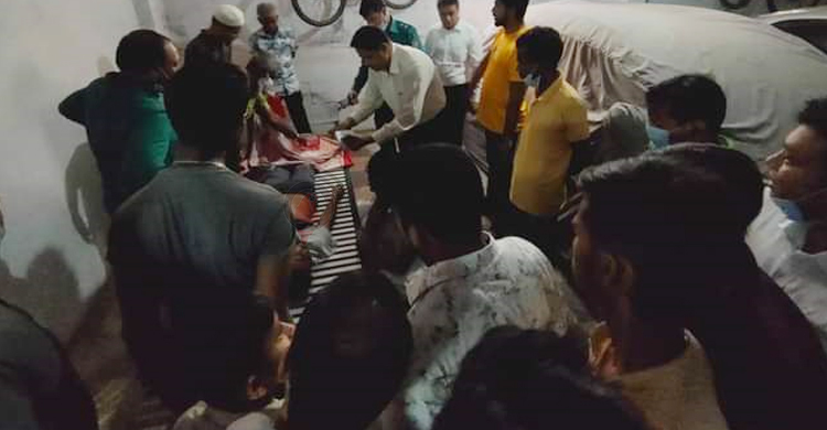 ৯ তলা ভবনের ছাদ থেকে লাফ দিয়ে ব্যাংক কর্মকর্তার আত্মহত্যা