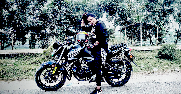 লেডি বাইকার সুজাতার রেকর্ড