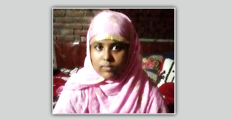 বাবার মরদেহ বাড়িতে রেখে পরীক্ষা দিলো সুমাইয়া