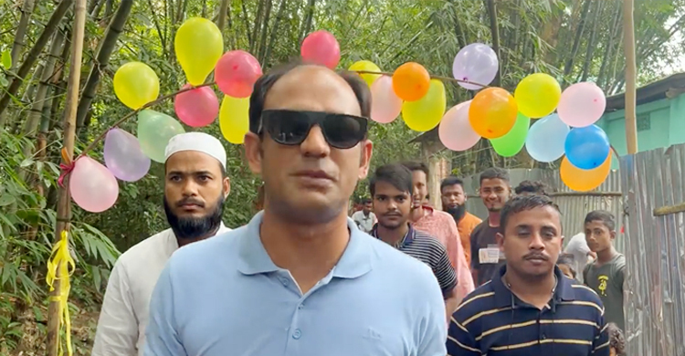 সামর্থ্য হলে এলাকার মানুষকে কাদায় হাঁটতে দেবো না: সুমন