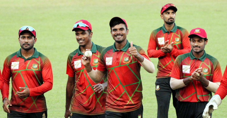সুমন খানের বারুদে বোলিং, ১৭৩ রানেই আটকে গেল শান্তর দল