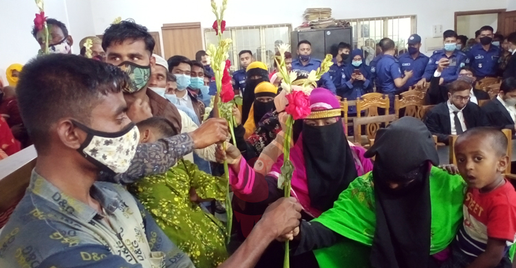 ৫০ দম্পতিকে সংসারে ফেরালেন আদালত