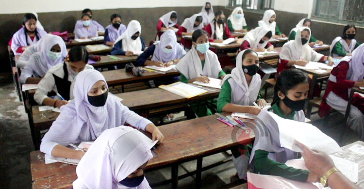 সুনামগঞ্জে ভয়াবহ বন্যার ছাপ এসএসসি পরীক্ষায়