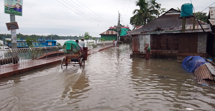 পাহাড়ি ঢলে সুনামগঞ্জে ফের বাড়ছে নদ-নদীর পানি