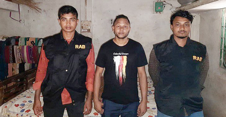 সাকিবকে কুপিয়ে হত্যার হুমকিদাতা মহসিন গ্রেফতার