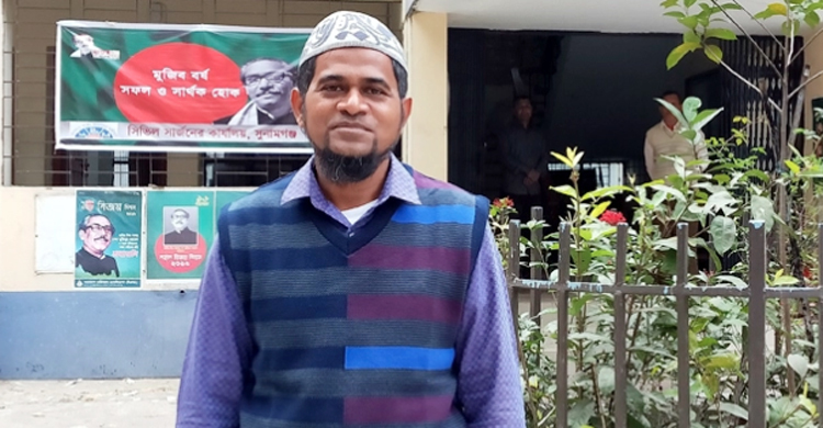 দুর্নীতি ধরে ফেলায় সিভিল সার্জনকে বদলি, মাঠে নামছে সুনামগঞ্জবাসী