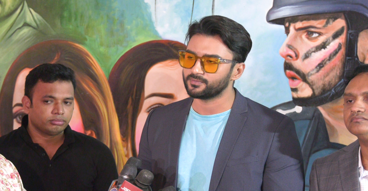 সবচেয়ে বেশি বিরক্ত লাগে আমার নিজেকে দেখতে: রোশান । । সোমবার, ২৬ সেপ্টেম্বর ২০২২
