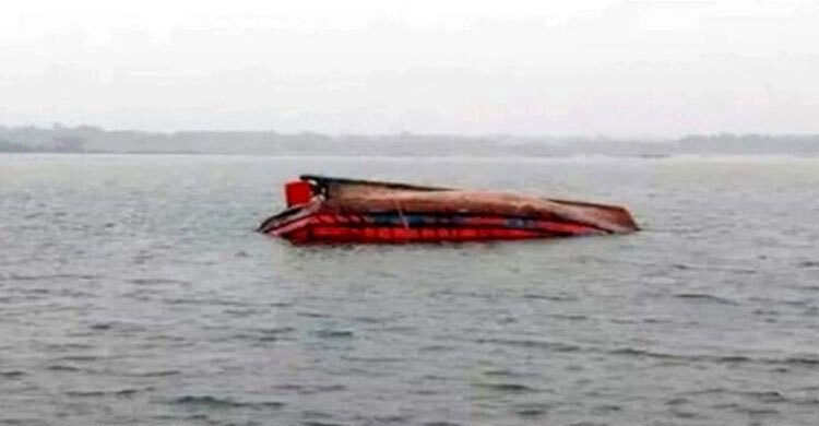 ভোলায় লঞ্চের ধাক্কায় নৌকাডুবি, জেলে নিখোঁজ