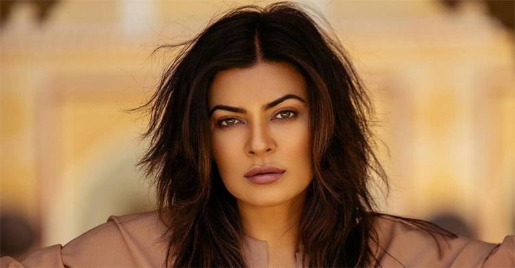 Mahesh Bhatt once insulted Sushmita Sen for her acting, she whacked away his hand