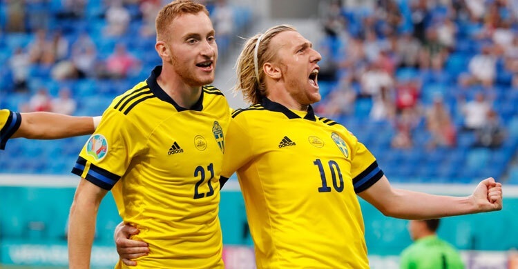 Sweden seals top spot with victory over Poland
