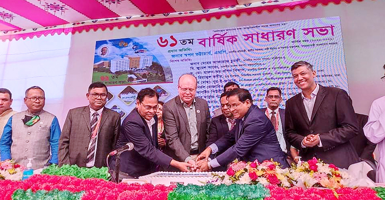 'সমৃদ্ধ দেশ গঠনে সব সম্প্রদায়ের মানুষকে একসঙ্গে কাজ করতে হবে'