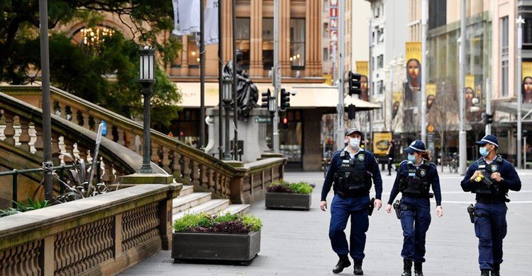 Sydney extends lockdown as other Australian cities reopen