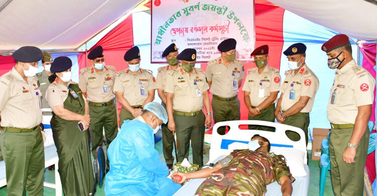সিলেটে সশস্ত্র বাহিনীর স্বেচ্ছায় রক্তদান কর্মসূচি
