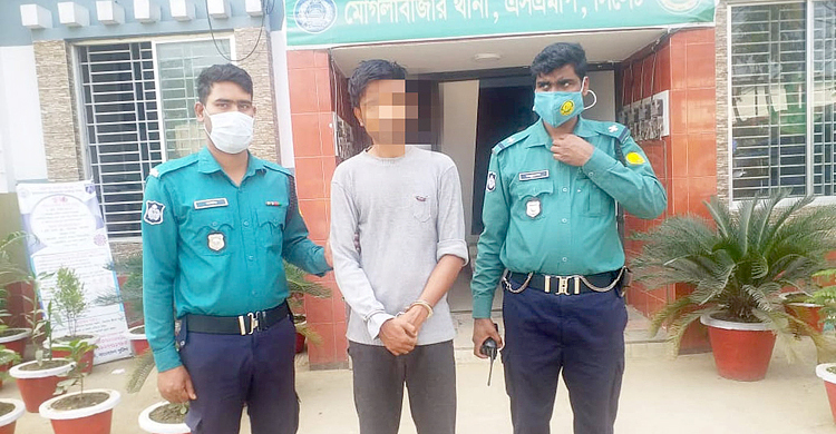 বালিশ চেপে স্ত্রীকে হত্যা, চালের ড্রামে মরদেহ