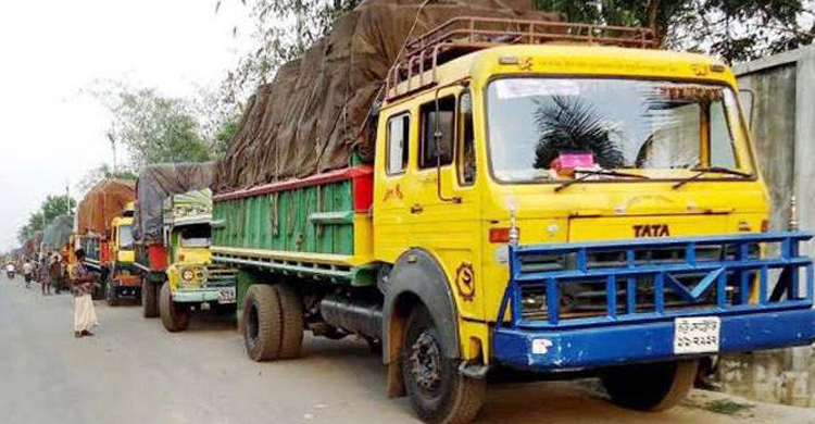 সারাদেশে চলছে ট্রাক-কাভার্ড ভ্যান ধর্মঘট