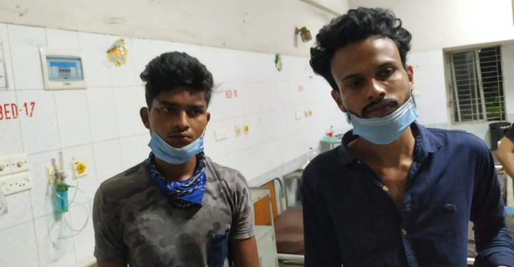 দেড় কিলোমিটার ধাওয়া করে দুই ছিনতাইকারীকে ধরলো জনতা