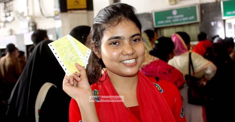 ঘরে বসেই ট্রেনের টিকিট রিফান্ড করবেন যেভাবে