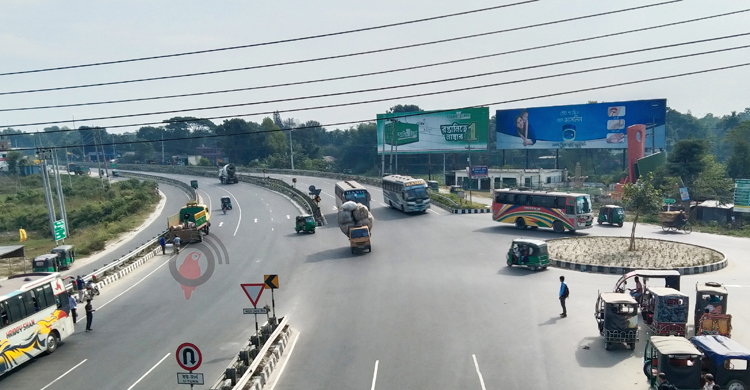 প্রায় ফাঁকা টাঙ্গাইল-ঢাকা মহাসড়ক