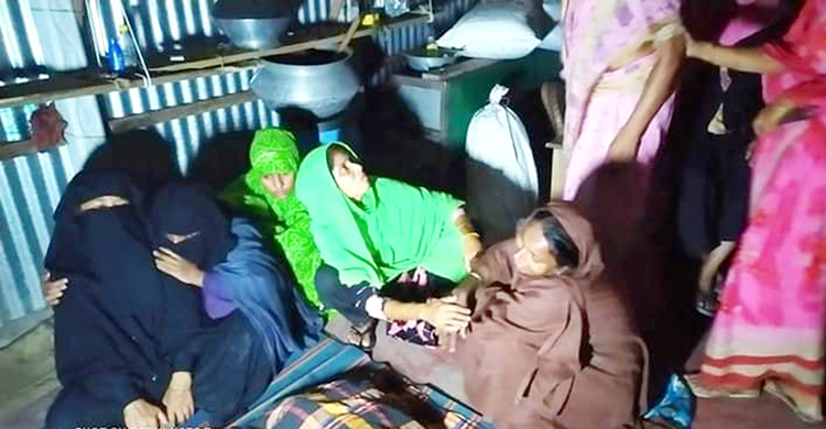 মা-ভাইয়ের পর বাবাকেও হারালো আব্দুল্লাহ