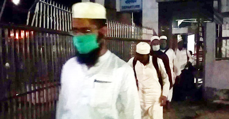 ভারতে কারাভোগ শেষে ফিরলেন তাবলিগ জামাতের ১৪ সদস্য