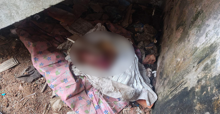 বস্তায় মিললো নবজাতকের মরদেহ