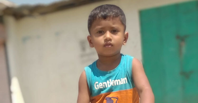 নিহত শিশু তালহার পরিবারে শোকের মাতম