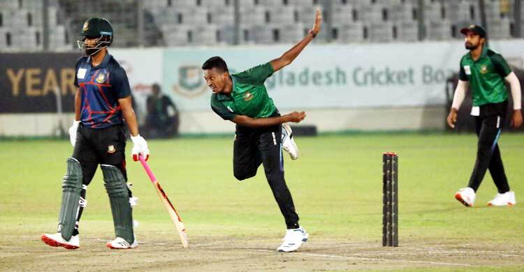 তামিম বাহিনীর বিদায় ফাইনালে শান্ত আর রিয়াদের দল