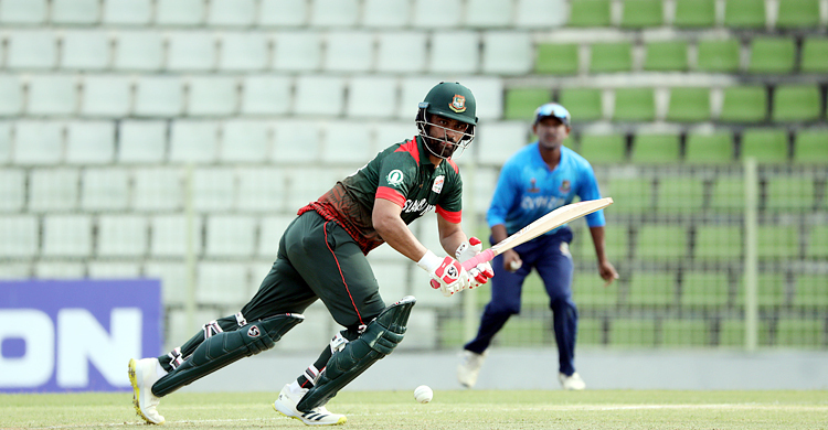 ২৭ বলে ৯ করলেন তামিম, ৩০ বলে প্রথম রান আশরাফুলের