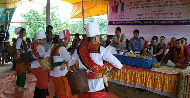 বান্দরবানে তঞ্চঙ্গ্যাদের নবান্ন উৎসব