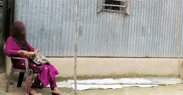 ৮ মাস একসঙ্গে থেকে পলাতক প্রেমিক, বিয়ের দাবিতে অনশনে ছাত্রী