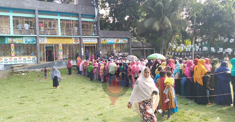 টাঙ্গাইলের ৪ ইউপিতে ভোটগ্রহণ চলছে