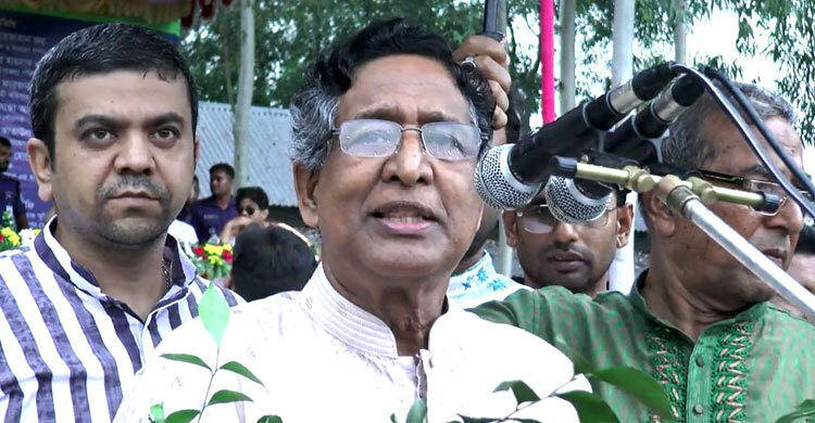 পুলিশ কখনো শান্তিপ্রিয় মানুষকে গুলি করে না: কৃষিমন্ত্রী