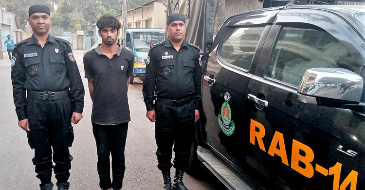 প্রেমিকার শর্ত পূরণে শিশু অপহরণ