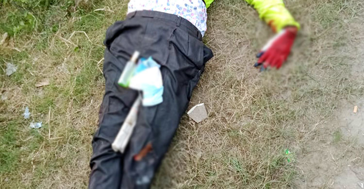 মোটরসাইকেলে ঢাকা থেকে টাঙ্গাইল যাওয়ার পথে পুলিশ কর্মকর্তার মৃত্যু