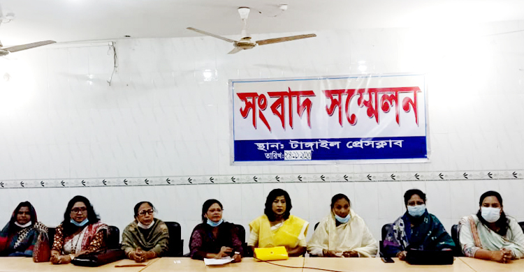 পরিচয় নিয়ে দুই আ.লীগ নেত্রীর রেষারেষি