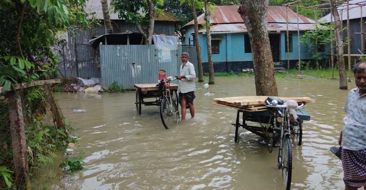 Tangail-Flood-pic02.jpg